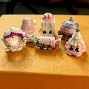 Shopkins Christmas Exclusive Ornament Pink & Silver